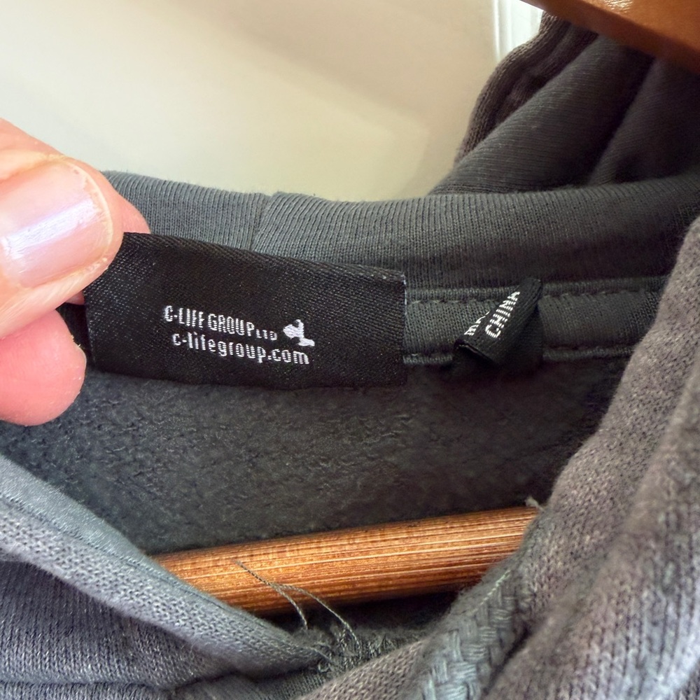 Feeling Lucky poker themed Gray Hoodie size M by Chemistry brand. Love the back! - Picture 8 of 8